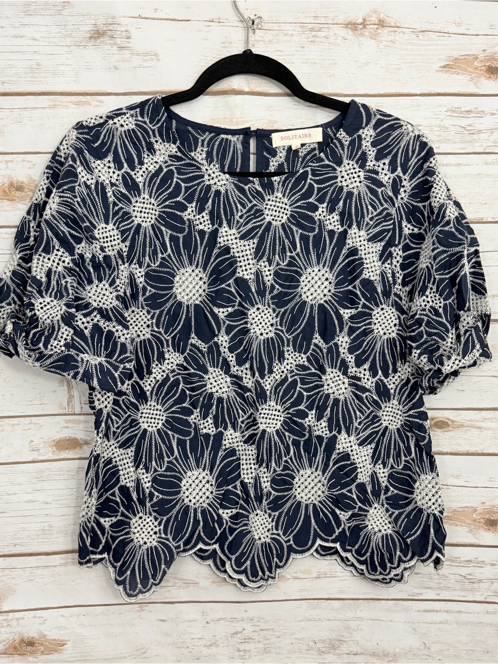 Solitaire Navy Blue Embroidered Floral Short Sleeve Blouse Small